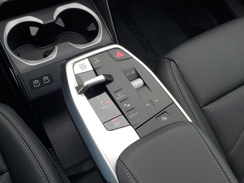 Certified 2025 BMW X1 xDrive28i w/ Technology Package image 20