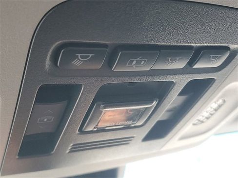 Used 2018 Toyota Camry XSE image 27