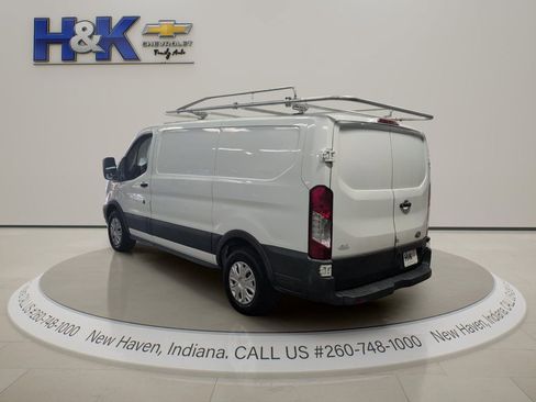 Used 2018 Ford Transit 150 130 Low Roof RWD image 4
