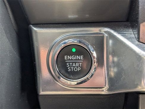 Certified 2021 Ford F150 Lariat w/ Equipment Group 502A High image 19