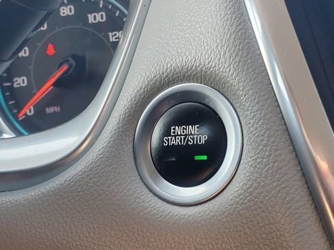 Used 2020 Chevrolet Traverse LT AWD/4WD image 16