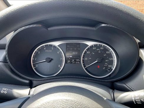 Used 2024 Nissan Versa S w/ S Plus Package FWD image 18