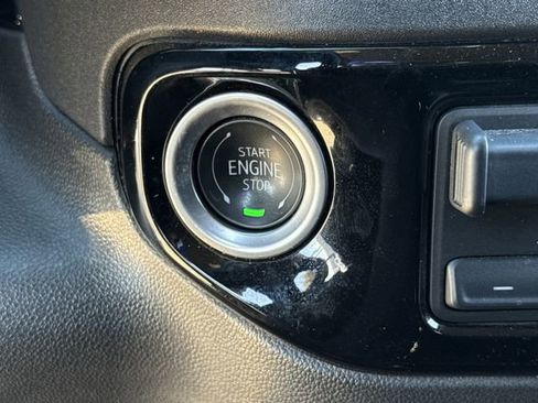 Certified 2025 Chevrolet Silverado 1500 LT image 21