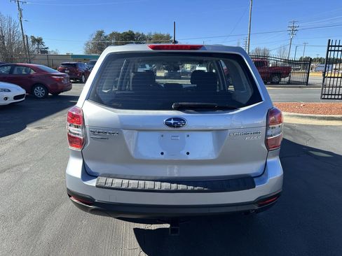 Used 2014 Subaru Forester 2.5i image 6