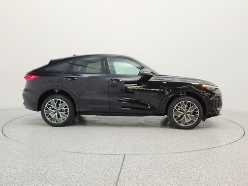 New 2026 Audi Q5 Premium Plus AWD/4WD image 4