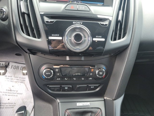 Used 2014 Ford Focus ST w/ Equipment Group 202A FWD image 33