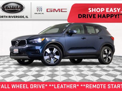 Used 2021 Volvo XC40 T5 Momentum w/ Protection Package Premier