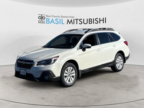 Used 2018 Subaru Outback 2.5i Premium image 7