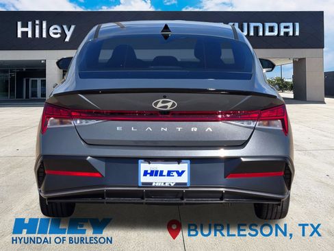 New 2026 Hyundai Elantra SEL Sport Premium FWD image 5
