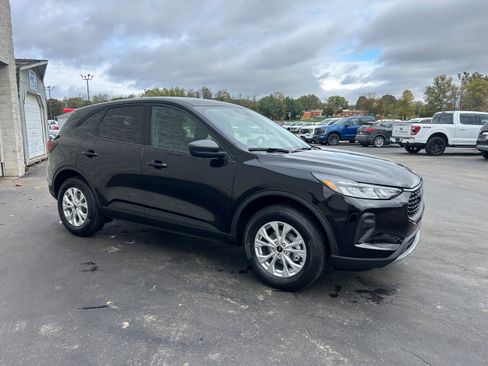 New 2026 Ford Escape Active w/ Cold Weather Package image 17