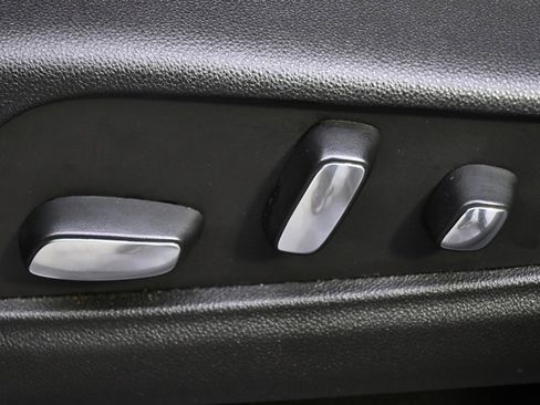 Certified 2025 Cadillac XT5 Premium Luxury image 14