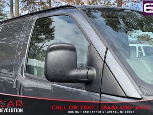 Used 2017 Chevrolet Express 2500 image 25