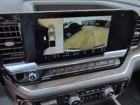 New 2026 GMC Sierra 1500 SLT image 26