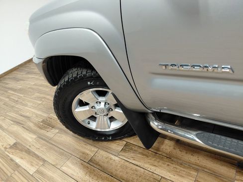 Used 2014 Toyota Tacoma 4x4 Double Cab w/ TRD Sport Package image 15