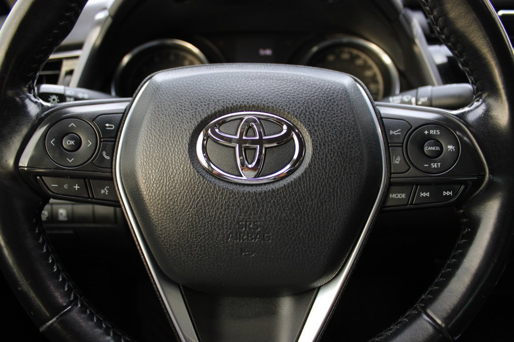 Used 2019 Toyota Camry SE w/ Convenience Package FWD image 20