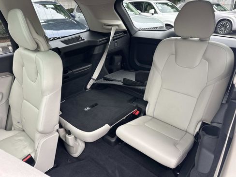 Certified 2023 Volvo XC90 B6 Plus w/ Protection Package Premier image 23