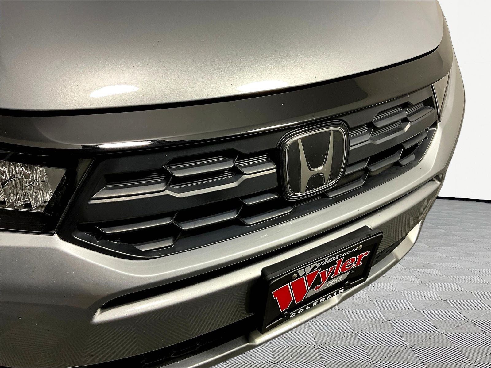 Used 2025 Honda Odyssey EX-L image 34