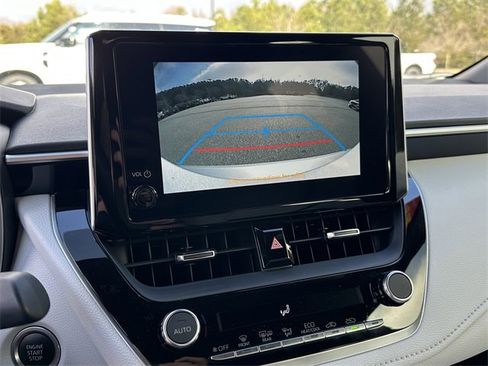 Used 2023 Toyota Corolla SE image 30