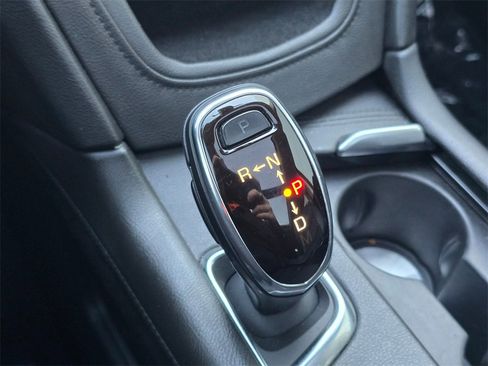 Used 2018 Cadillac XT5 Luxury w/ Driver Awareness Package image 66