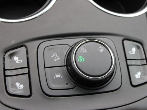 Used 2024 GMC Terrain SLT image 44