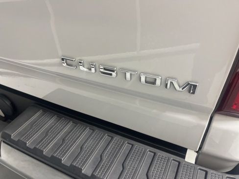 Used 2022 Chevrolet Silverado 2500 Custom w/ Custom Value Package image 29