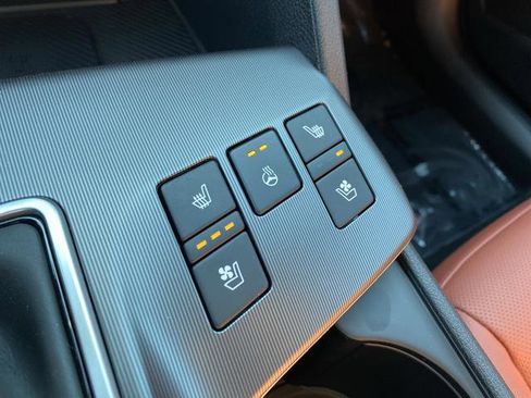 New 2026 Kia Sportage SX image 8