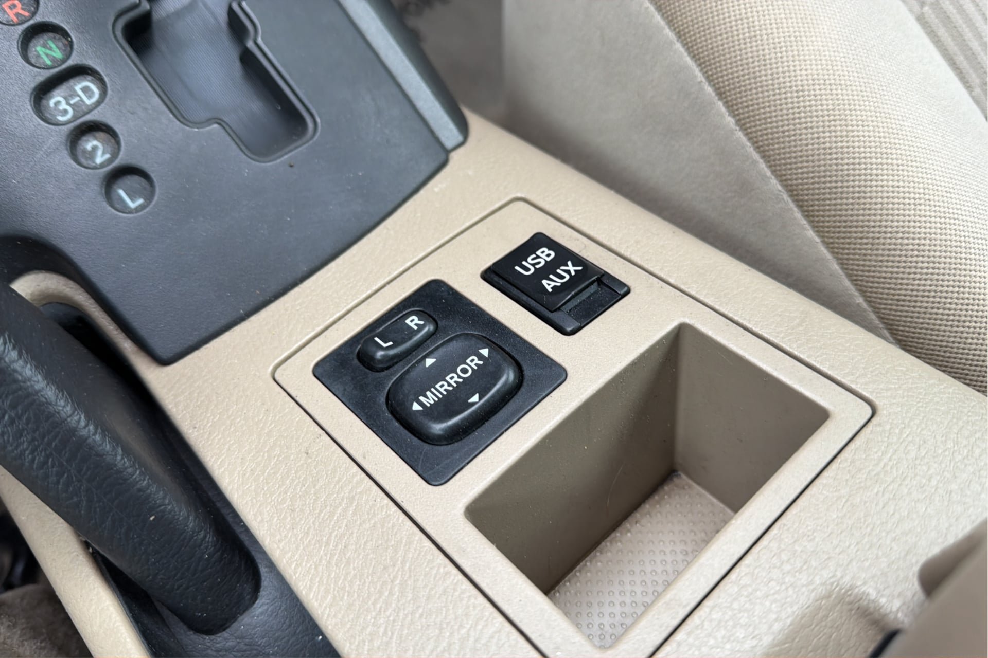 Used 2012 Toyota RAV4 4WD w/ Value Pkg image 36