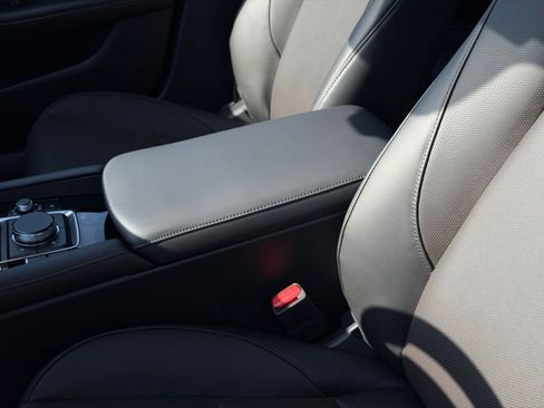 New 2026 MAZDA MAZDA3 2.5 Turbo Sedan w/Premium Plus image 23