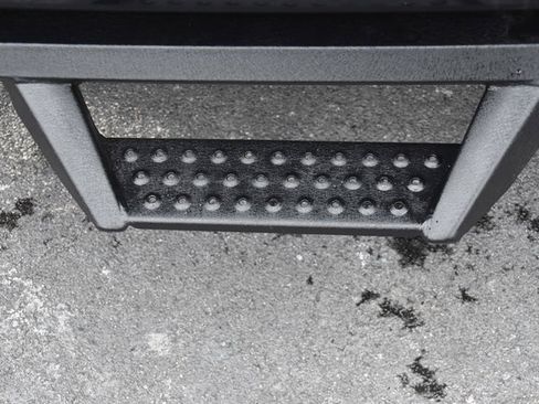 Used 2019 Chevrolet Silverado 1500 LT image 30