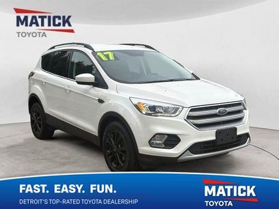 Used 2017 Ford Escape SE w/ Equipment Group 201A