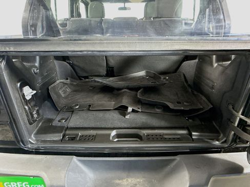 Used 2022 Jeep Wrangler Unlimited Sport image 35