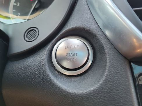Used 2018 INFINITI QX30 Premium w/ Navigation Package FWD image 24