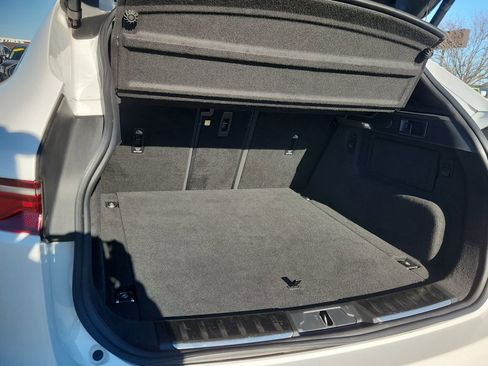 Used 2022 Jaguar F-PACE S image 12