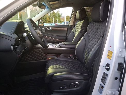 Used 2023 Genesis GV80 3.5T image 10