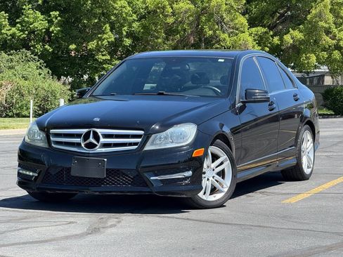Used 2013 Mercedes-Benz C 300 4MATIC Sedan image 1