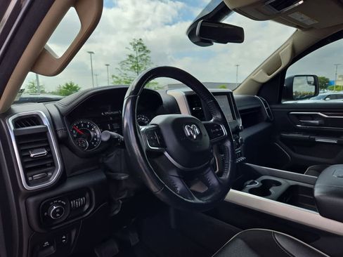 Used 2020 RAM 1500 Laramie image 2