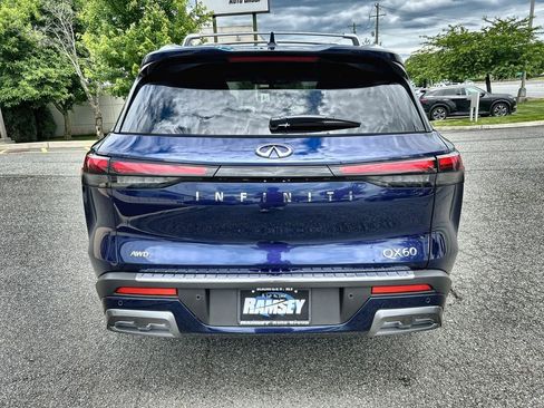 Certified 2024 INFINITI QX60 Sensory w/ Vision Package AWD/4WD image 17