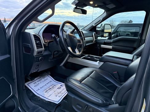 Used 2021 Ford F350 Lariat w/ Chrome Package image 10