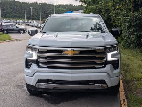 New 2026 Chevrolet Silverado 1500 High Country AWD/4WD image 6