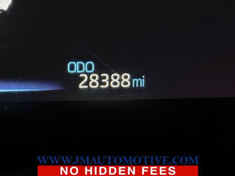 Used 2020 Toyota Corolla LE FWD image 21