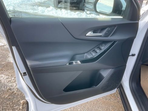 New 2026 Chevrolet Equinox LT w/ Safety and Technology Package image 9