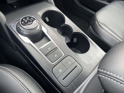 Used 2022 Ford Escape SEL w/ Technology Package image 31