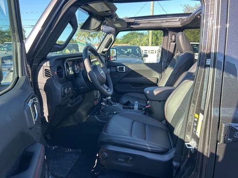 New 2026 Jeep Wrangler Unlimited Rubicon image 10