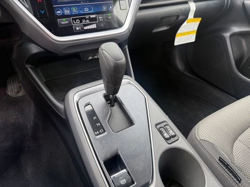 Used 2024 Subaru Crosstrek 2.0i Premium AWD/4WD image 16