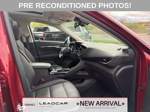 Used 2023 Buick Envision Essence w/ Sport Touring Package AWD/4WD image 10