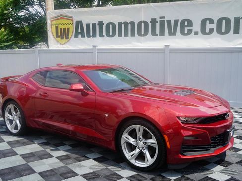 Used 2022 Chevrolet Camaro SS RWD image 2