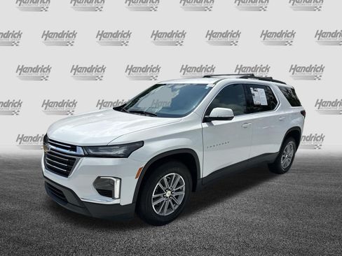 Used 2023 Chevrolet Traverse LT FWD image 5