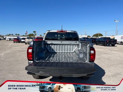 New 2026 GMC Canyon Elevation w/ Technology Package image 16