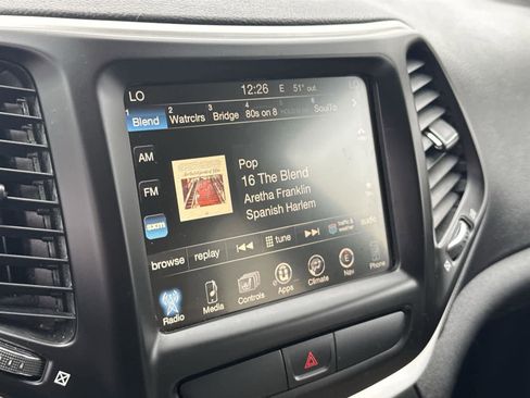 Used 2017 Jeep Cherokee Limited w/ Trailer Tow Group image 25