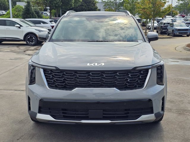 Used 2025 Kia Sorento S w/ Panoramic Sunroof Package FWD image 2